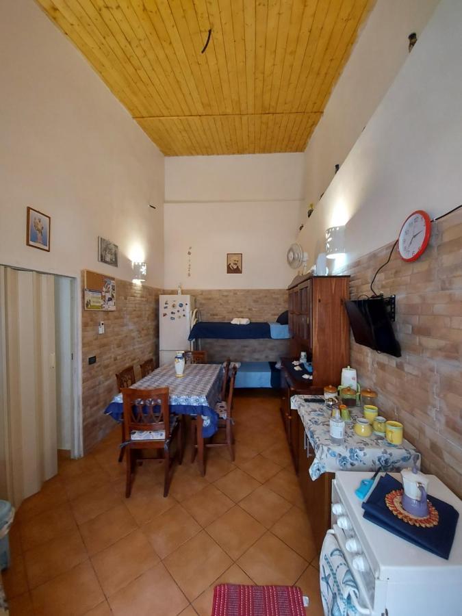A Casa Da Pia Apartamento Isola di Ustica Exterior foto